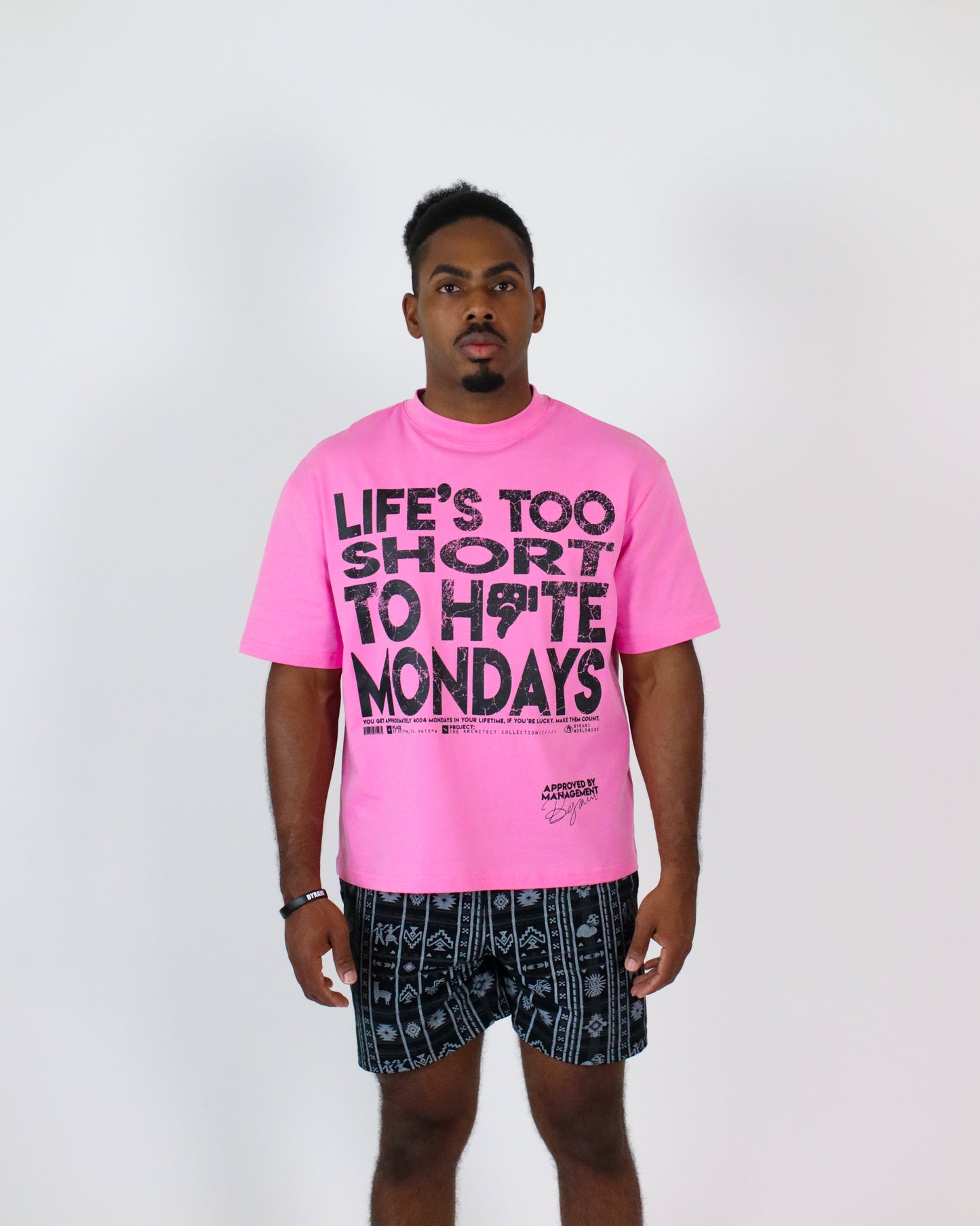 MONDAY TEE