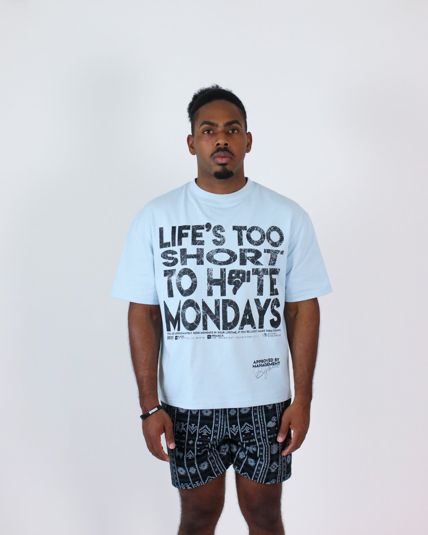 MONDAY TEE