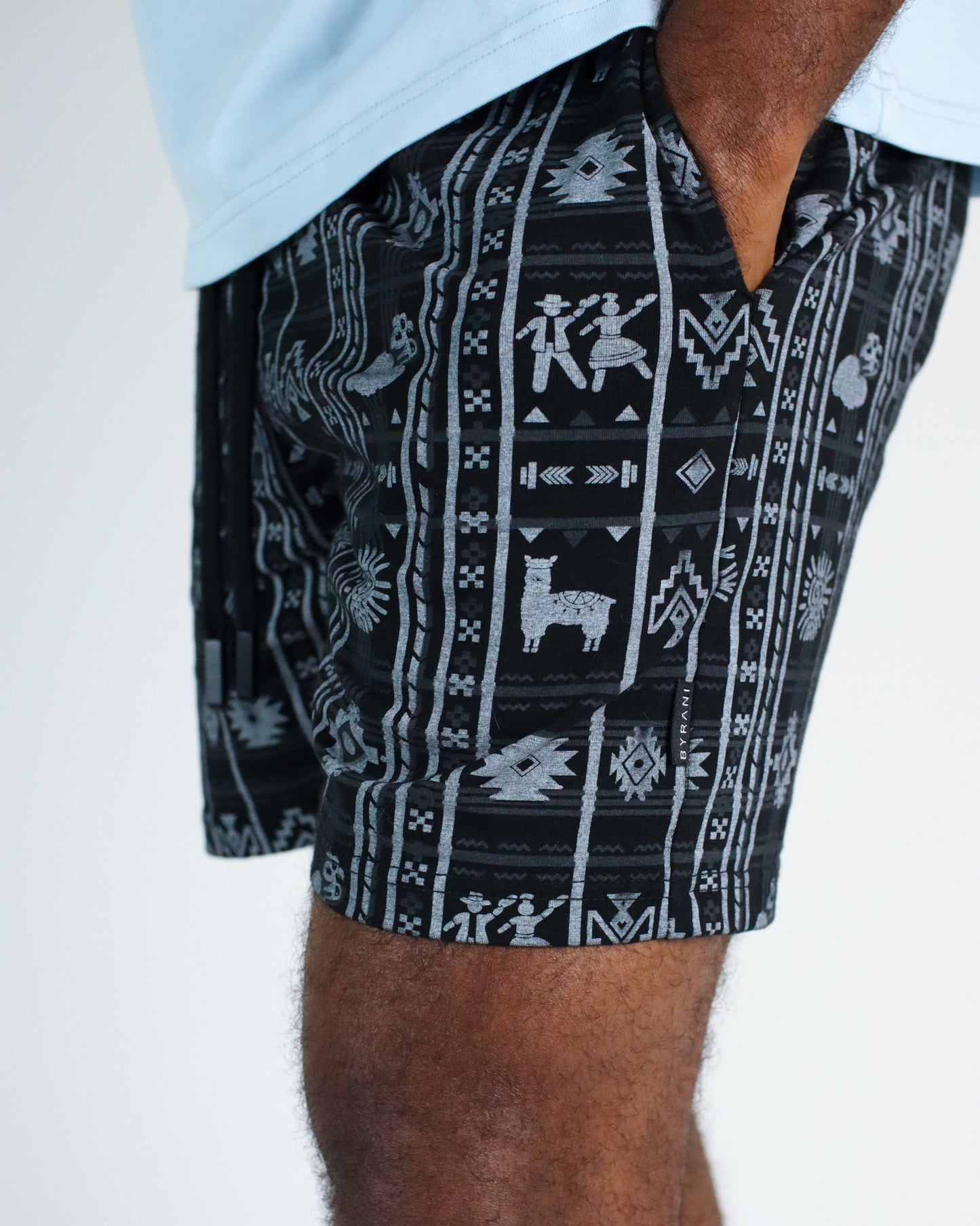 PATTERN ORIGIN SHORTS